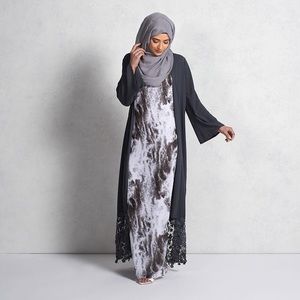 INAYAH Marble Sleeveless Slip